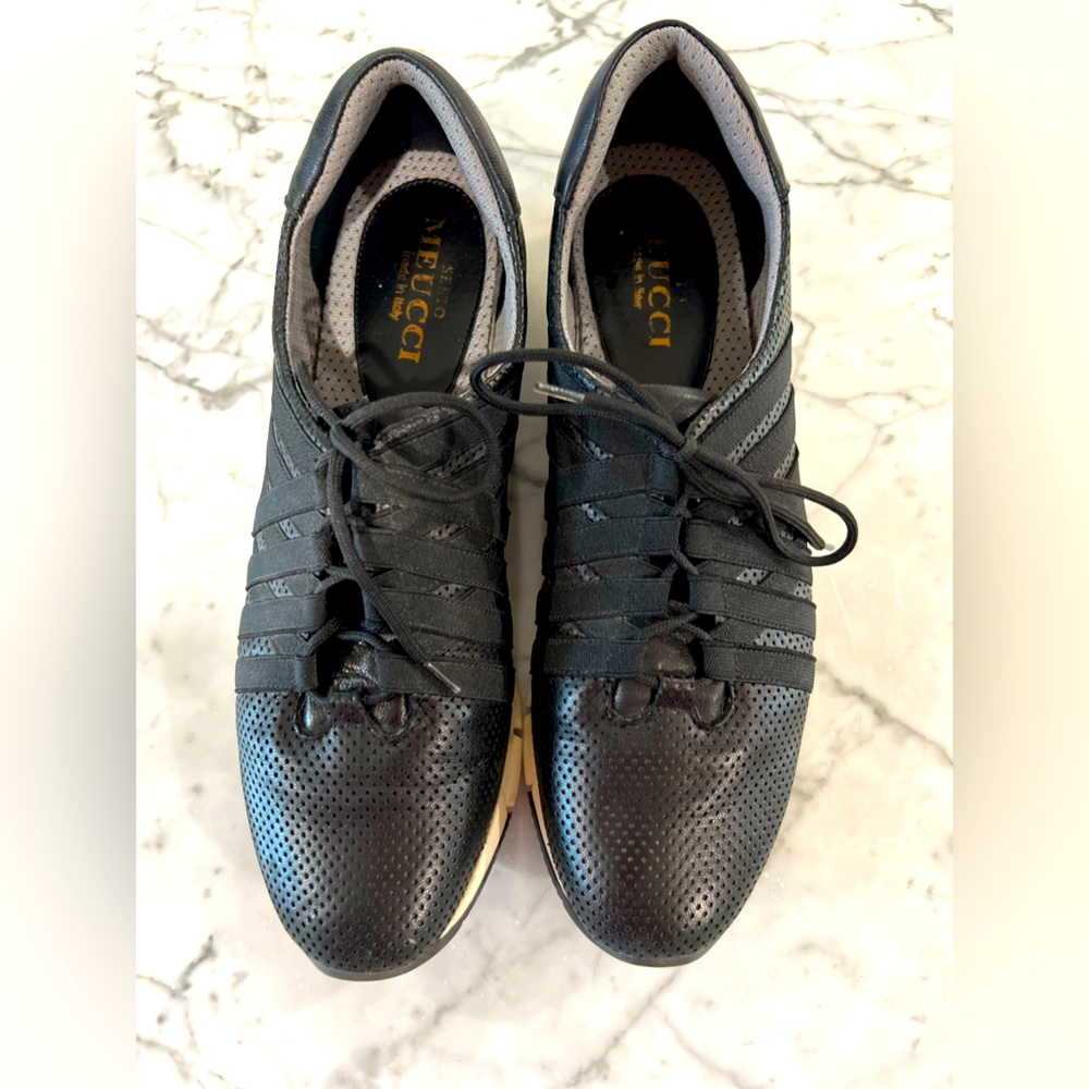 Sesto Meucci Italian sneakers size 8 black Italian leather